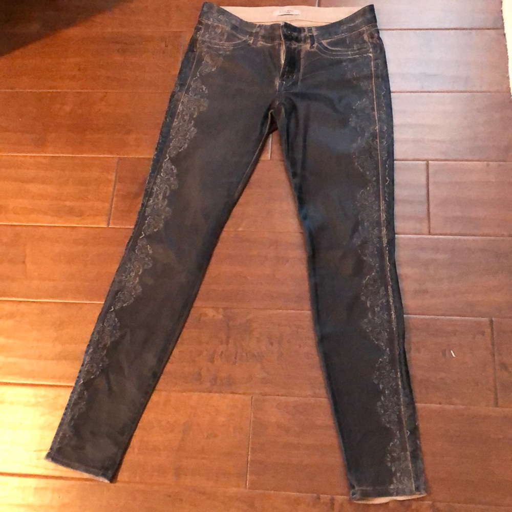 Hot Skinny Jeans that fit like leather!!